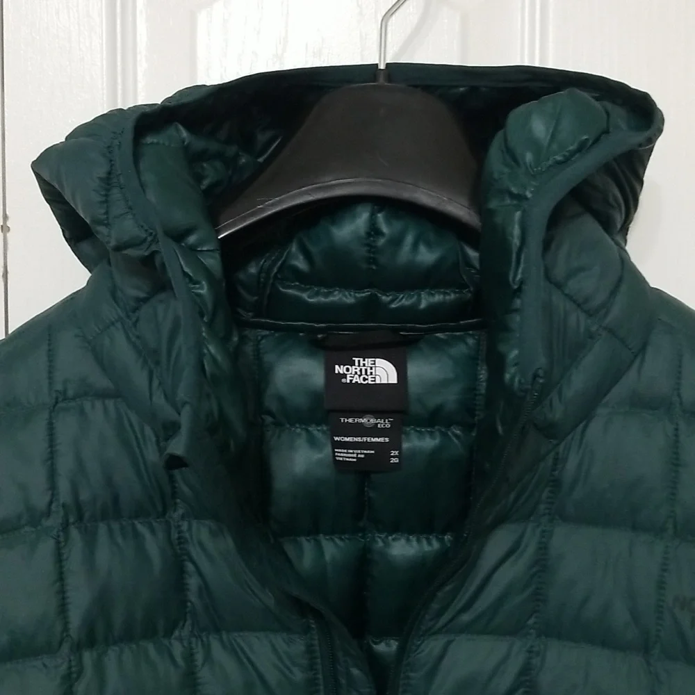 Women’s Thermoball Eco Hoodie 2.0 - Picture 3 of 5